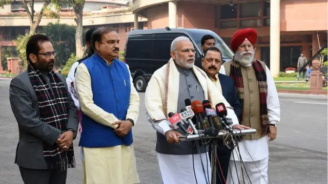 नरेंद्र मोदी