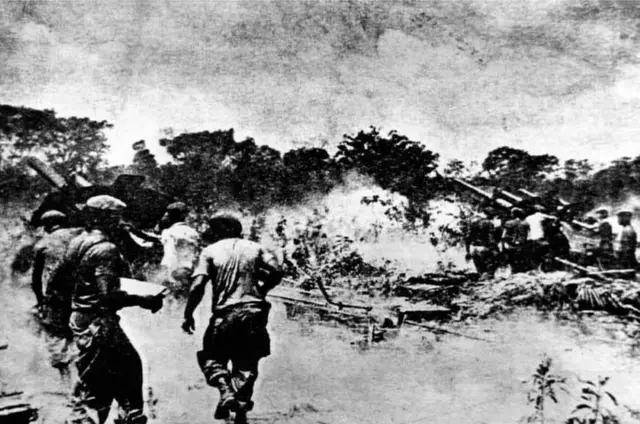 1961 की इस तस्वीर में बे ऑफ़ पिग्स में अमरीका ने हमला किया था