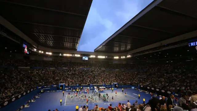 রড লেভার এরিনার ছাদ যখন বন্ধ করা হয় (ফাইল ছবি)