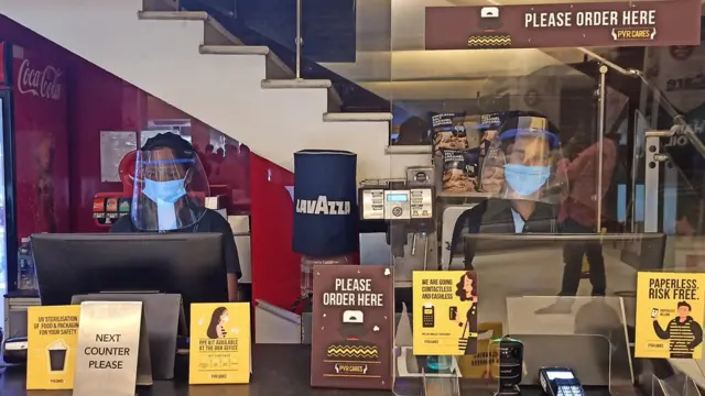 தமிழ் சினிமா: திறக்கப்பட்ட திரையரங்குகள் - தீபாவளிக்கு என்னென்ன படங்கள் ரிலீஸ்?