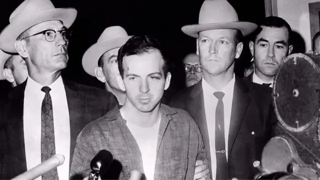 ජනාධිපති ඝාතනයේ චුදිතයා -ලී හාවි ඔස්වල්ඩ්