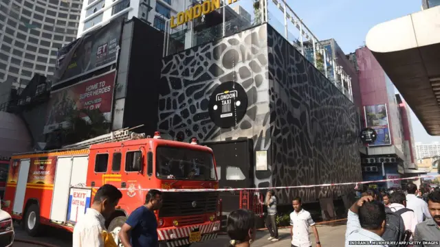 અગ્નિશમન વાહનની તસવીર