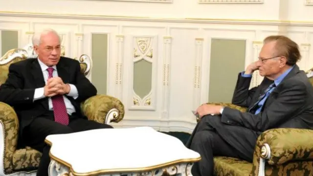 Ларрі Кінг та Микола Азаров