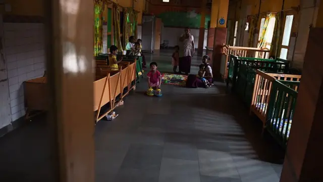 અનાથ બાળકો