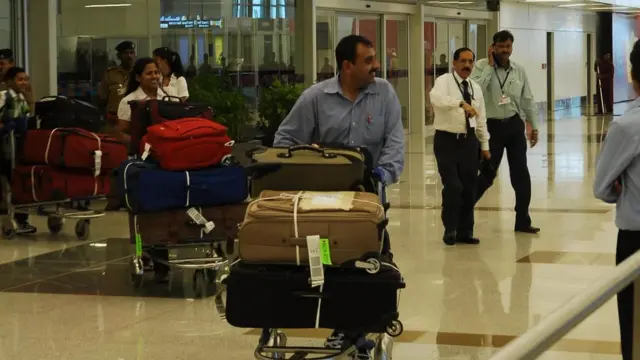 विमानन उद्योग