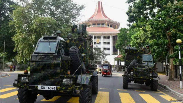 අධිකරණයට විශේෂ ආරක්ෂාව යොදවා තිබුණු අවස්ථාවක් (සංරක්ෂිත ඡායාරූපයකි)