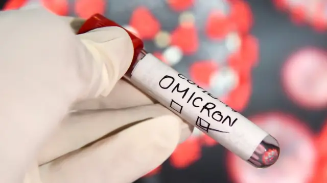 ઓમિક્રૉન