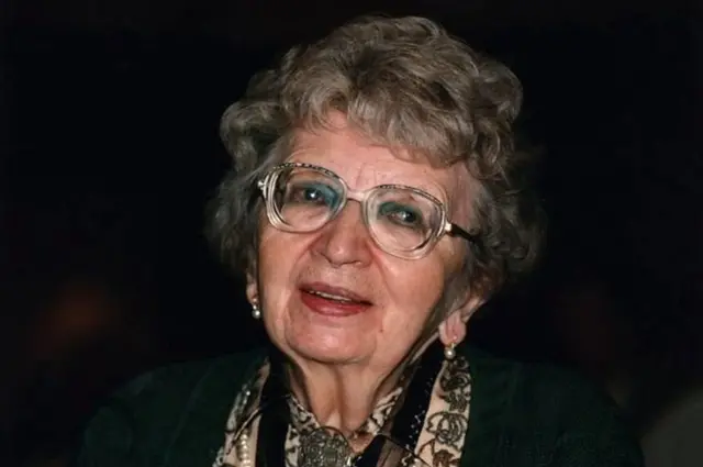 ડૉક્ટર એન મેરી શિમલ