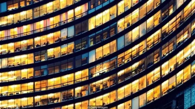 कर्मचाऱ्यांचे वार्षिक अप्राईझल निरर्थक आहे का?