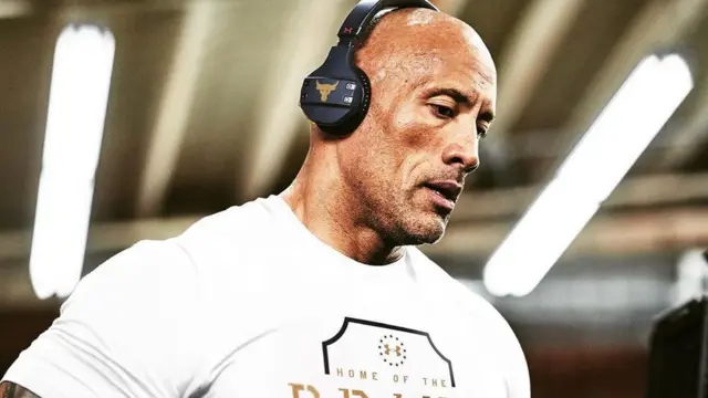 Ọnye mgba Dwayne Johnson