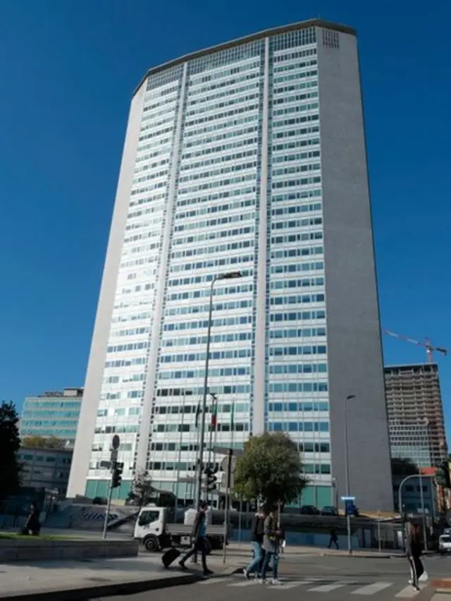 Torre Pirelli, Milán