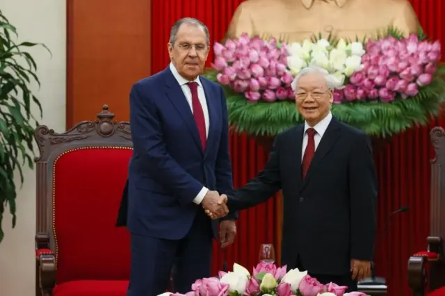 Tổng Bí thư Nguyễn Phú Trọng tiếp Bộ trưởng Ngoại giao Liên bang Nga