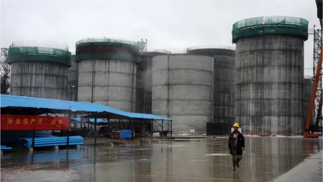 ကျောက်ဖြူ ရေနံသိုလှောင်ရုံ