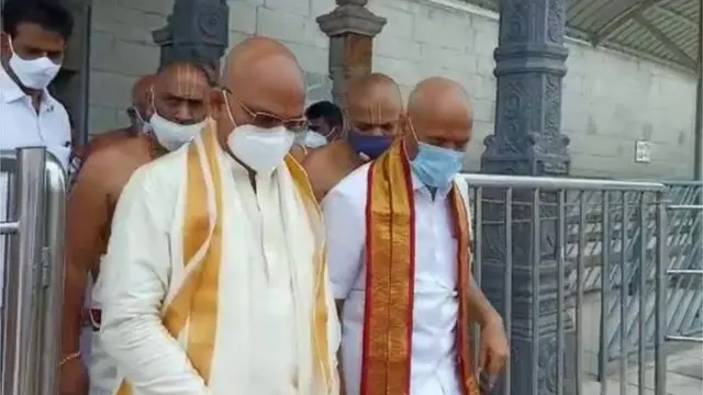 తిరుమలలో ఈఓగా బాధ్యత స్వీకరించిన తర్వాత జవహర్ రెడ్డి, అడిషినల్ ఈఓ ధర్మారెడ్డి