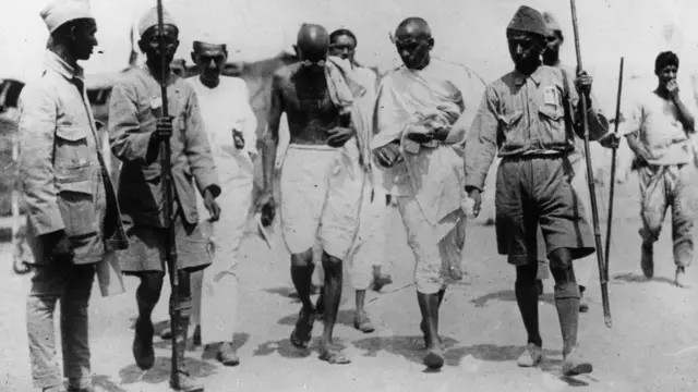 ગાંધીજી એ સરદારને ગણાવ્યા હતા તેમના ઉપસેનાપતિ