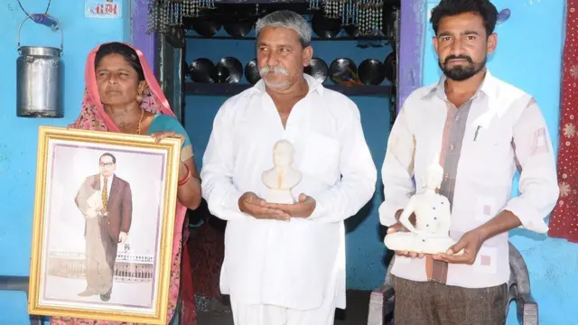 સરવૈયા પરિવારની તસવીર