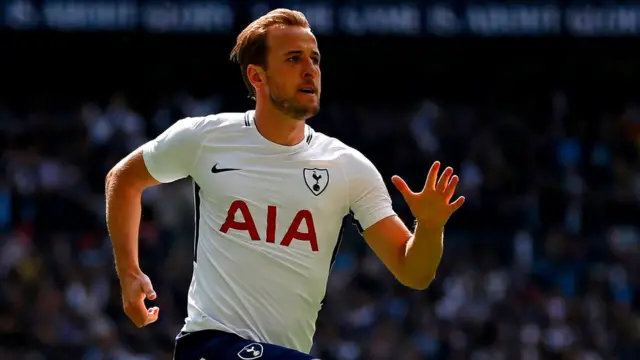 هری کین با ۶ گل، بهترین گلزن جام جهانی روسیه شد