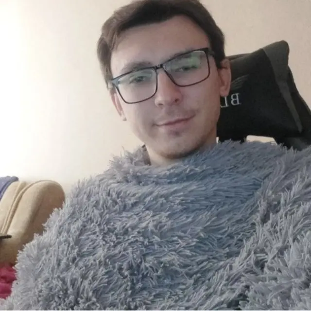 Українська молодь і віялові відключення