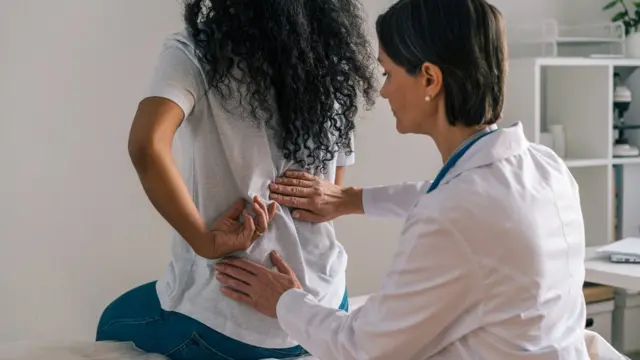 முதுகெலும்பு நாள்