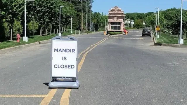 அமெரிக்காவின் இந்துக் கோவிலில்