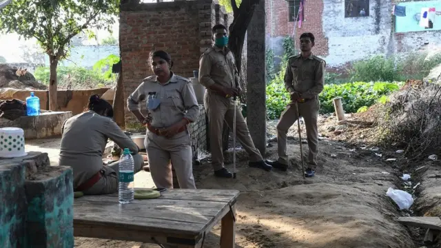 हाथरस 'गैंगरेप'