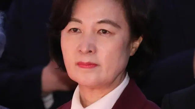 추미애는 '여성'으로서 정계에 다양한 이정표를 세운 인물이다