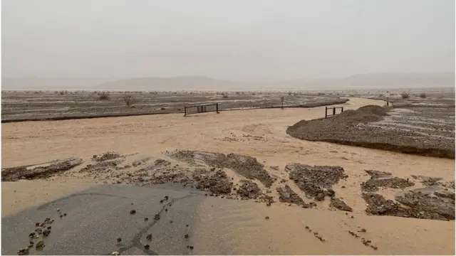 inundação do deserto Vale da Morte