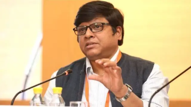 অধ্যাপক প্রবীর দে