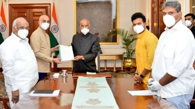 రాష్ట్రపతిని కలిసిన టీడీపీ ఎంపీలు