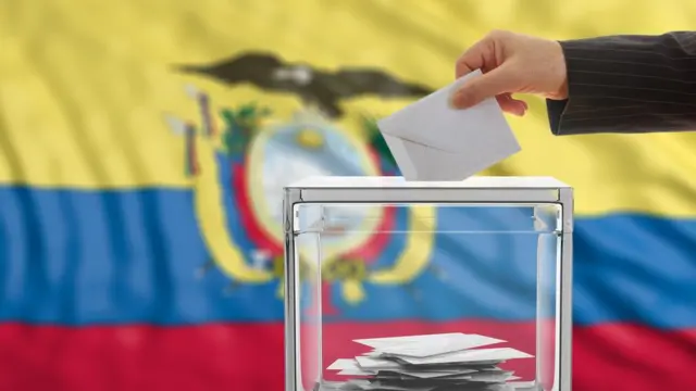 Referendo en Ecuador: qué cambios votaron los ecuatorianos en la inusual  consulta para enmendar la Constitución - BBC News Mundo