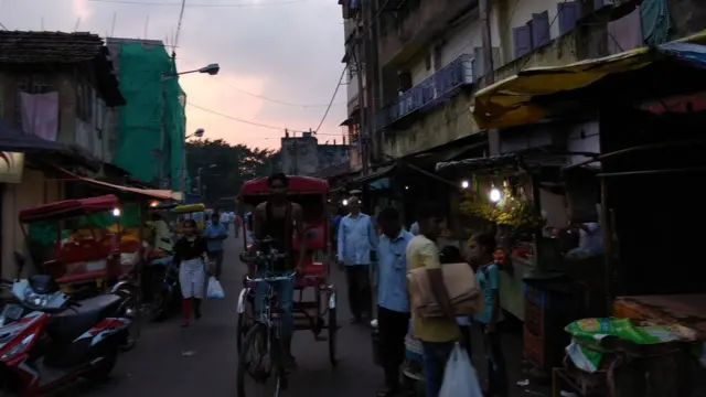 Lubny shahrida jinsiy aloqa qilish Ikki joja va bir yigit surati