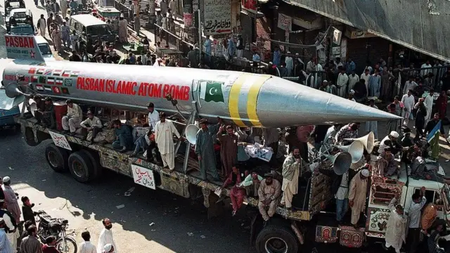 પરમાણુ બૉમ્બની તસવીર