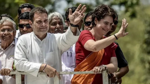 राहुल गांधी आणि प्रियंका गांधी