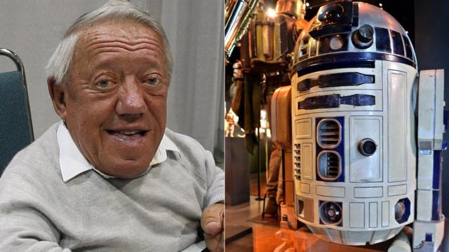 Kenny Baker en 2007 y la imagen de R2-D2
