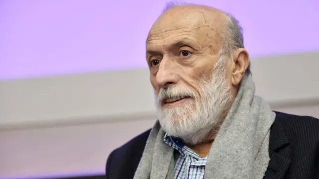 مؤلف كتاب "أرض المستقبل" الناشط البيئي الإيطالي كارلو بيتريني