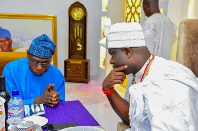 Olusegun Obasanjo ati Ooni Ogunwusi