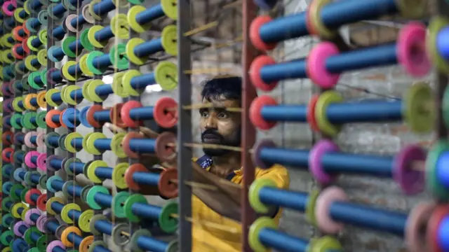 நூற் அமைப்பு