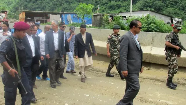 प्रधानमन्त्रीद्वारा निरीक्षण