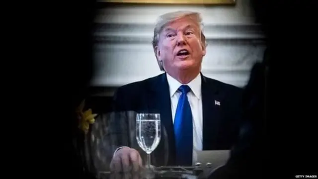 डोनाल्ड ट्रंप