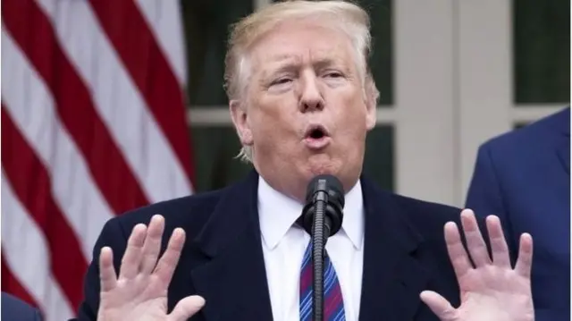 डोनल्ड ट्रंप