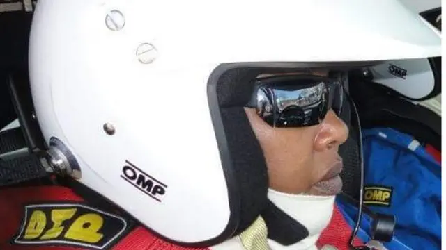 talanta yake ya kuendesha magari ya kasi na kushiriki mbio za magari za Safari Rally