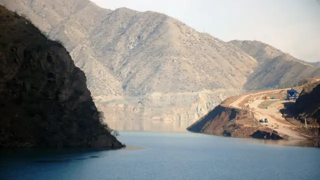 نیروگاه برق آبی "راغون" در تاجیکستان