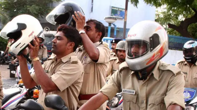 ગુજરાત પોલીસની પ્રતીકાત્મક તસવીર