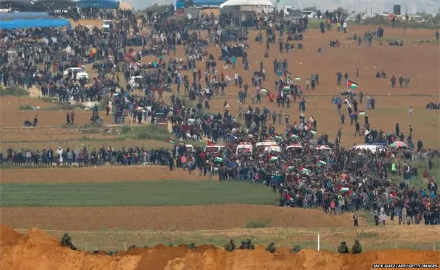 फ़लस्तीनियों का प्रदर्शन