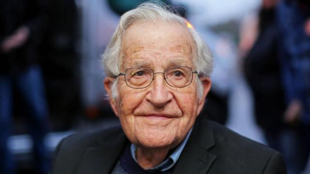 Noam Chomsky em 2018