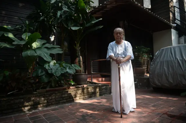 ส.ศิวรักษ์