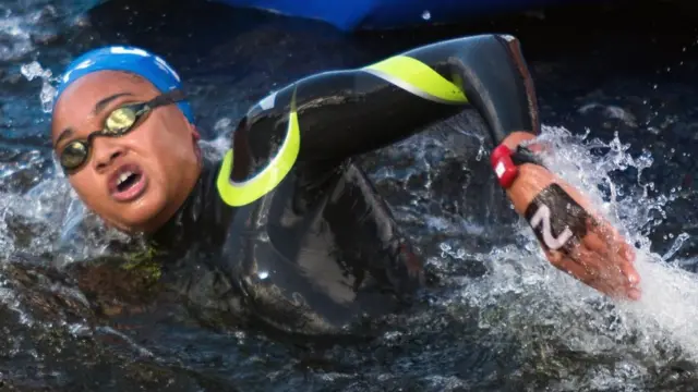 Alice Dearing swimming