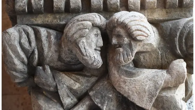 马尔拉格俱乐部的雕刻