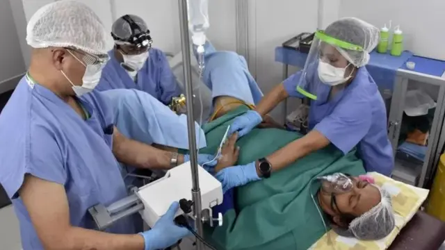 Gennet Elyaas oo la daweynayo