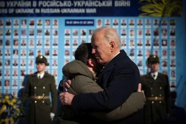 Biden embraces Zelensky